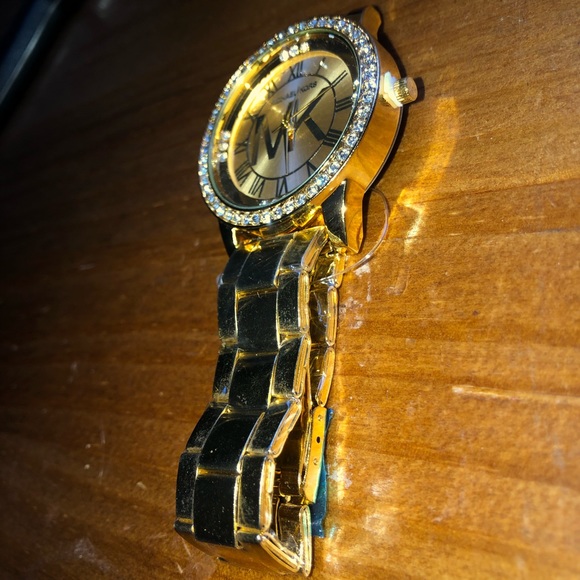 Michael Kors Watch - Picture 2 of 2